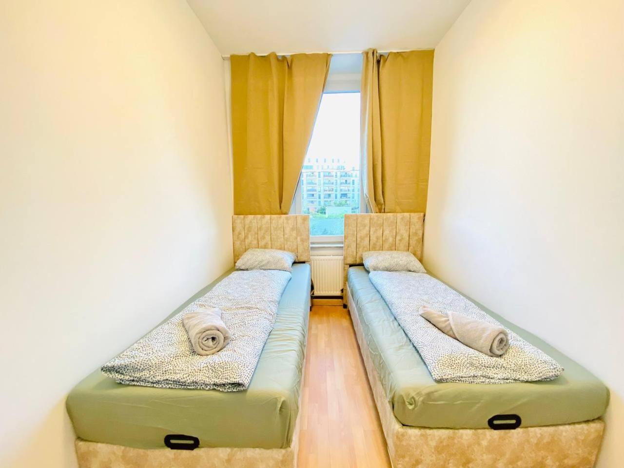 Comfortable In The 23rd District Of Fr4 Gazde/Camere de închiriat