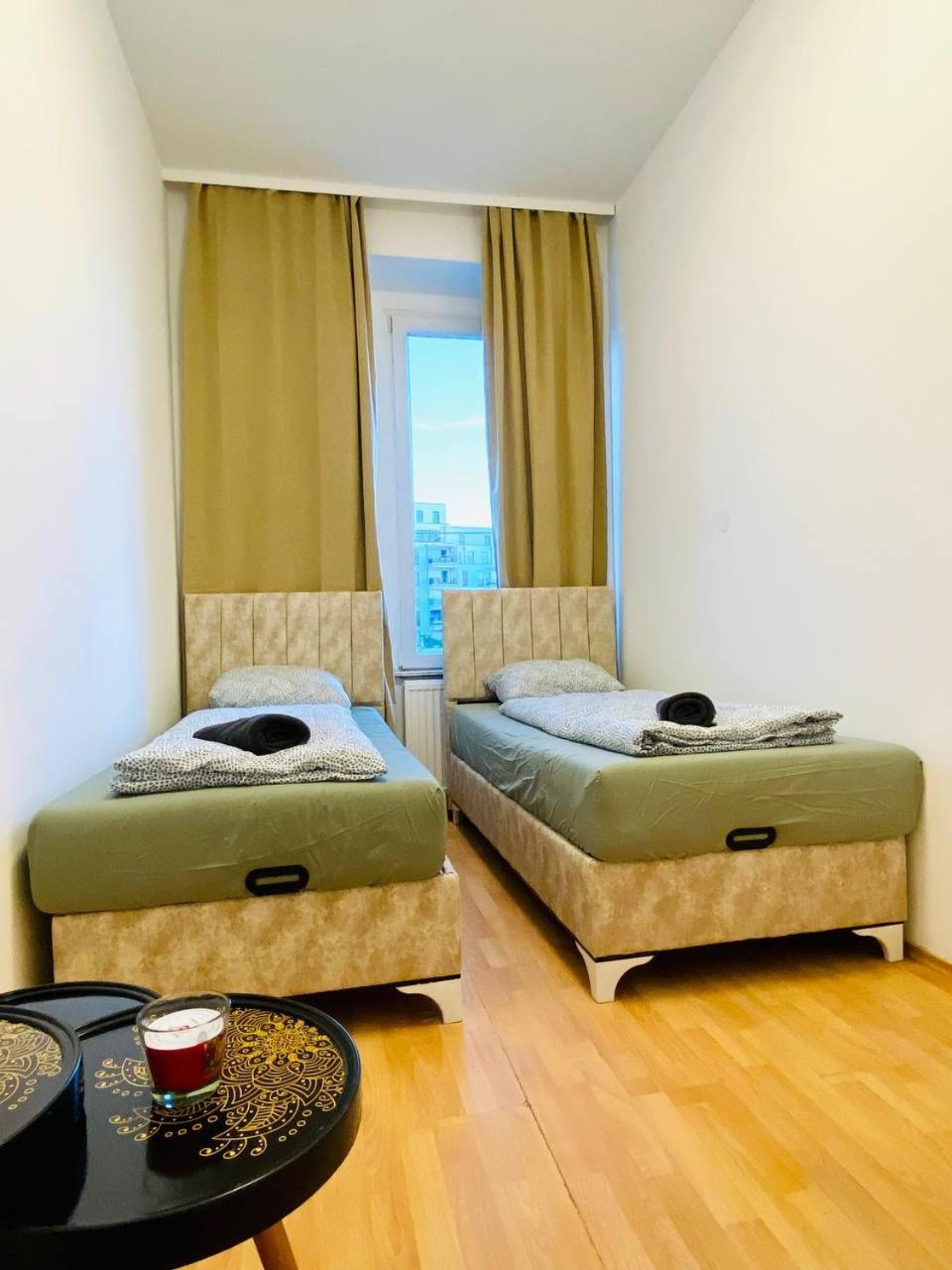 Comfortable In The 23rd District Of Fr4 Gazde/Camere de închiriat