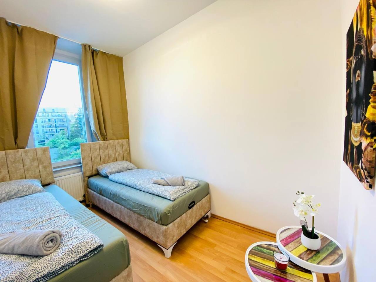 Comfortable In The 23rd District Of Fr4 Wien